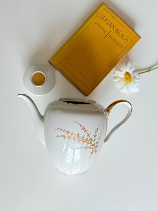 Ceainic grăsuț cu stufăriș, Volksted