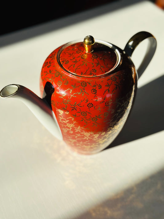 Ceainic pudrat cu "aur"