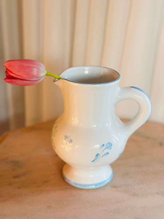 Carafă pictată manual cu flori albastre