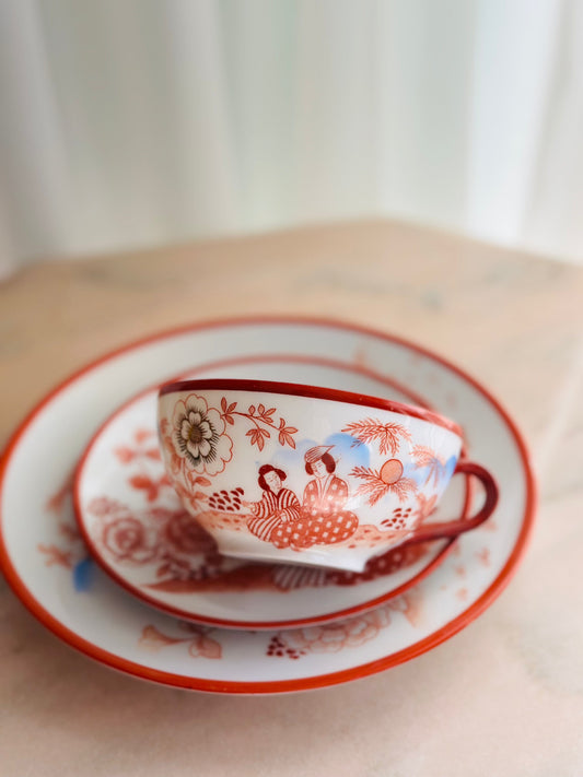 Set mic dejun cu gheișe pictate manual, porțelan japonez