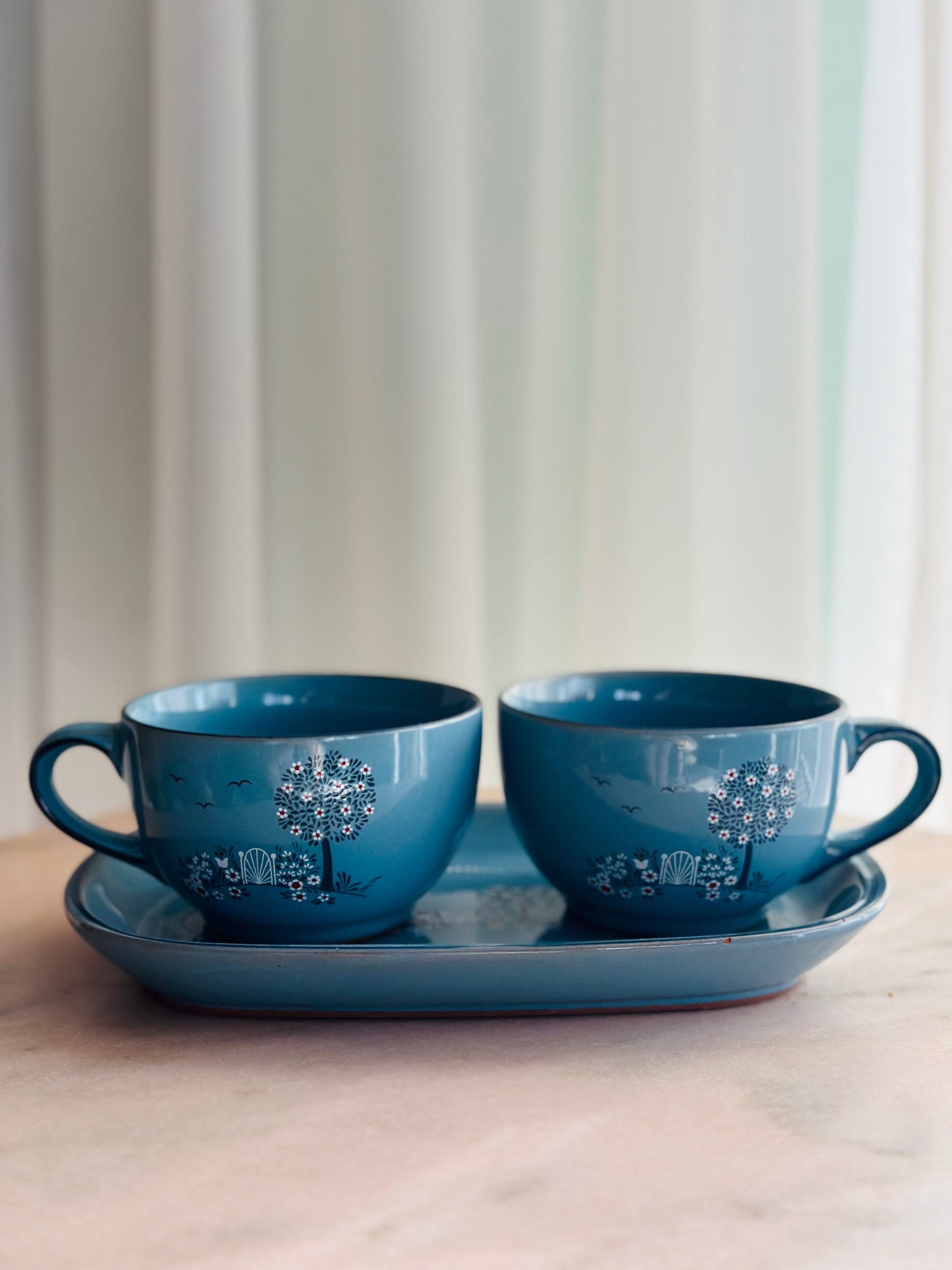 Set 2 ceșcuțe albastre ceramică + tăviță