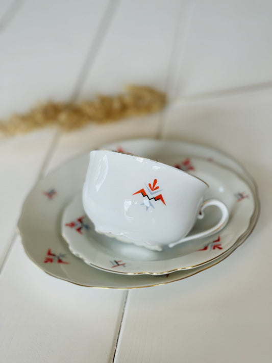 Set mic dejun cu detalii geometrice