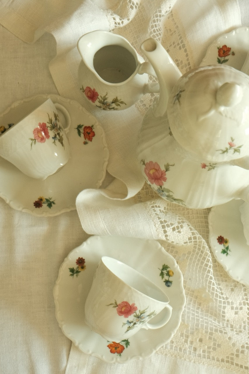 Set ceai/cafea cu flori colorate