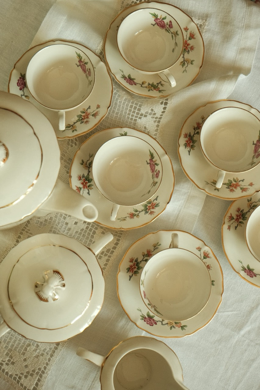 Set ceai/cafea cu flori colorate