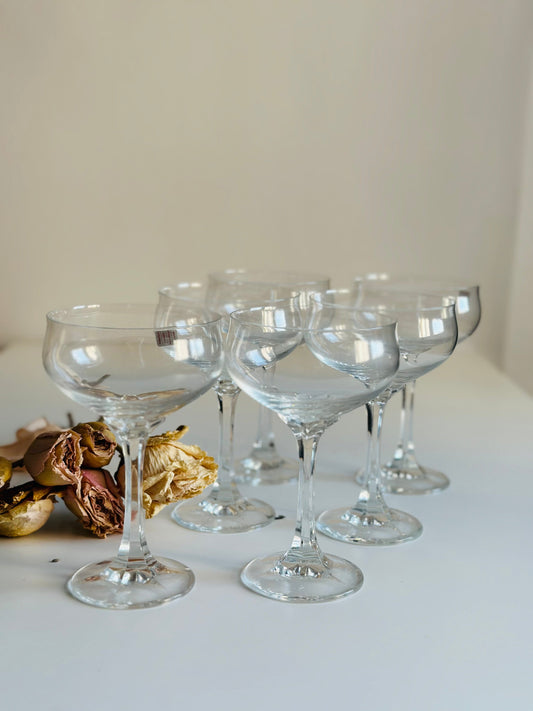 Set 6 cupe de cristal pentru mese de poveste