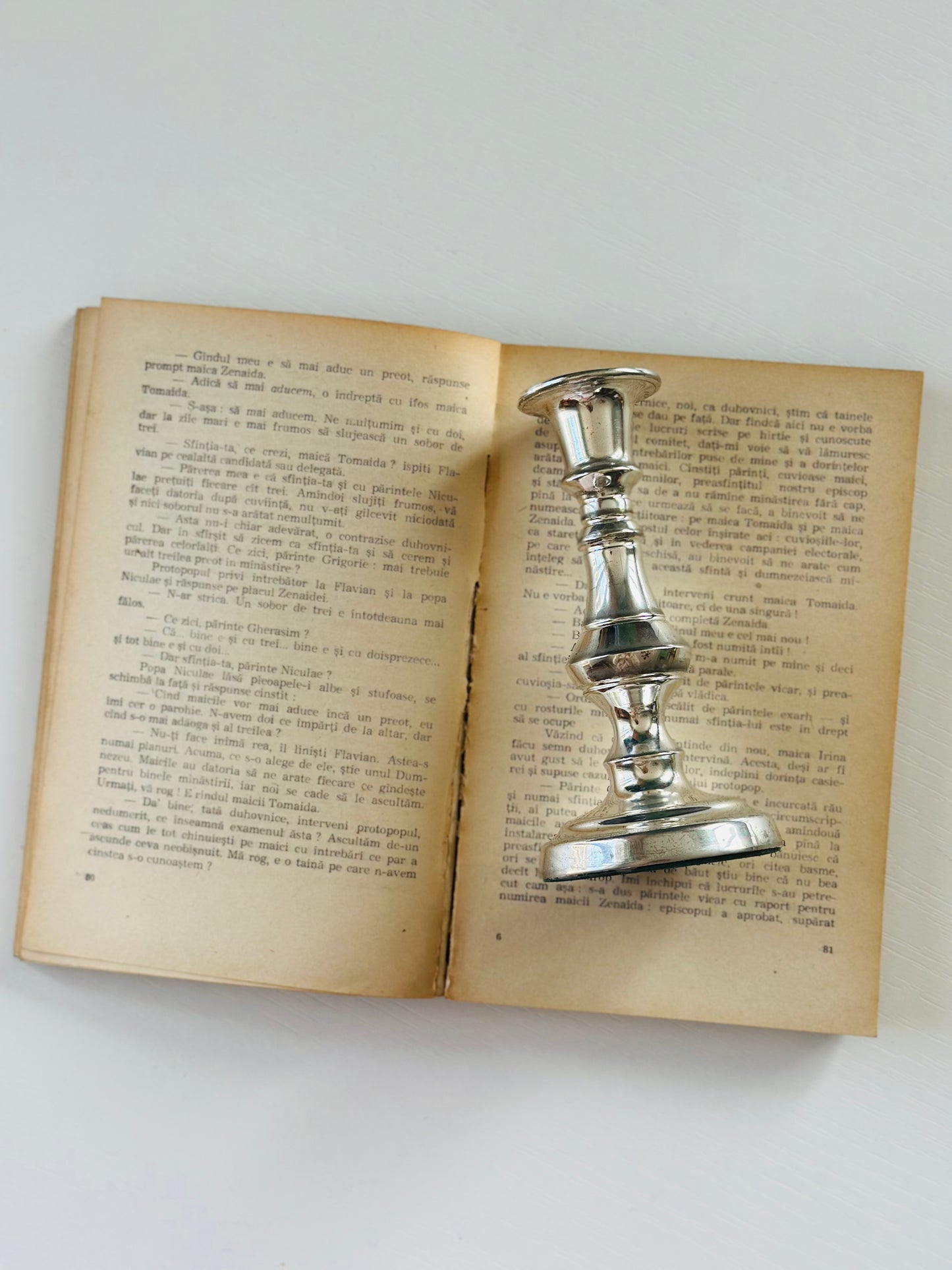 Sfeșnic cu poveste, 15 cm înălțime