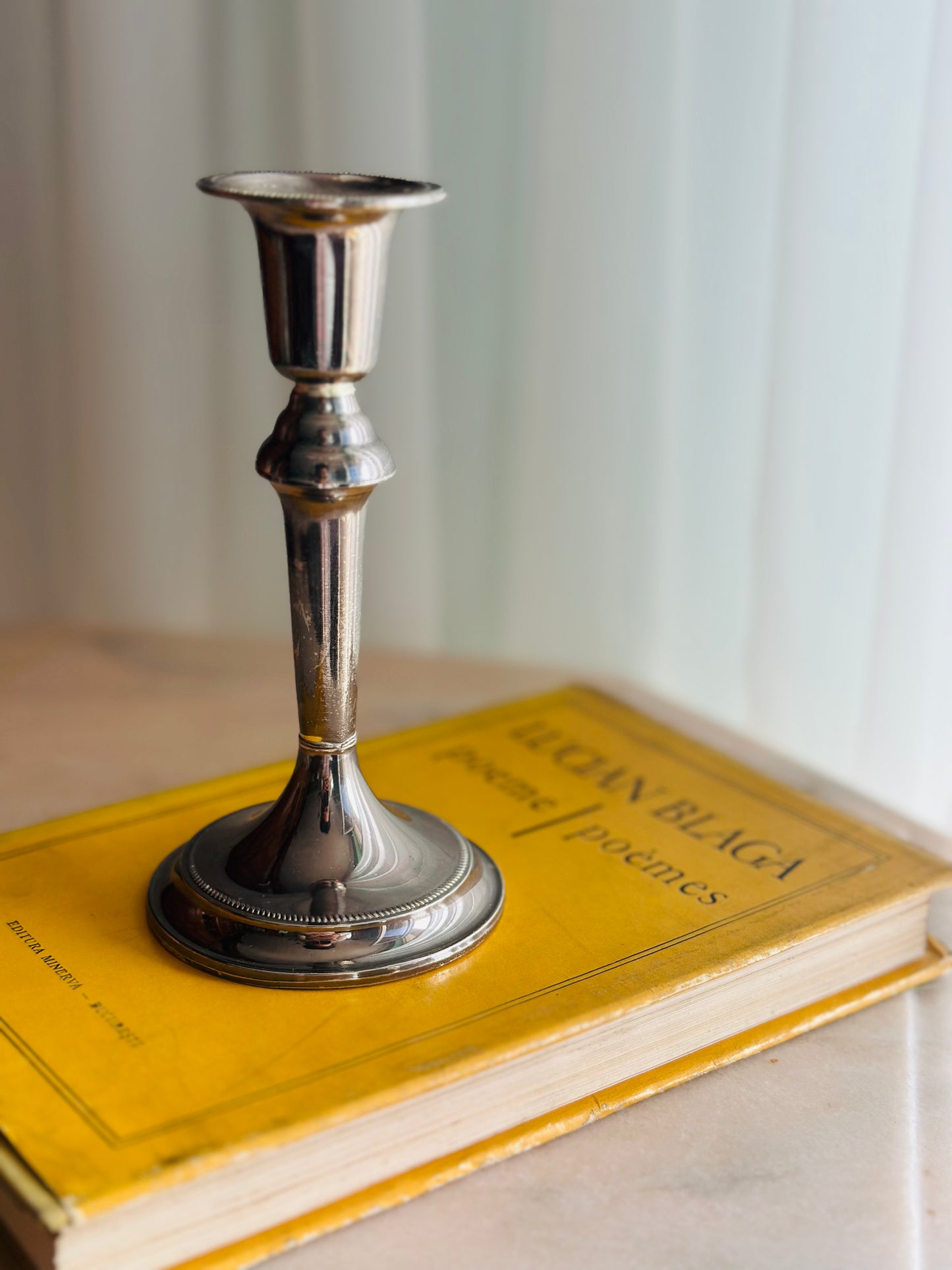 Sfeșnic argintiu, 15 cm înălțime