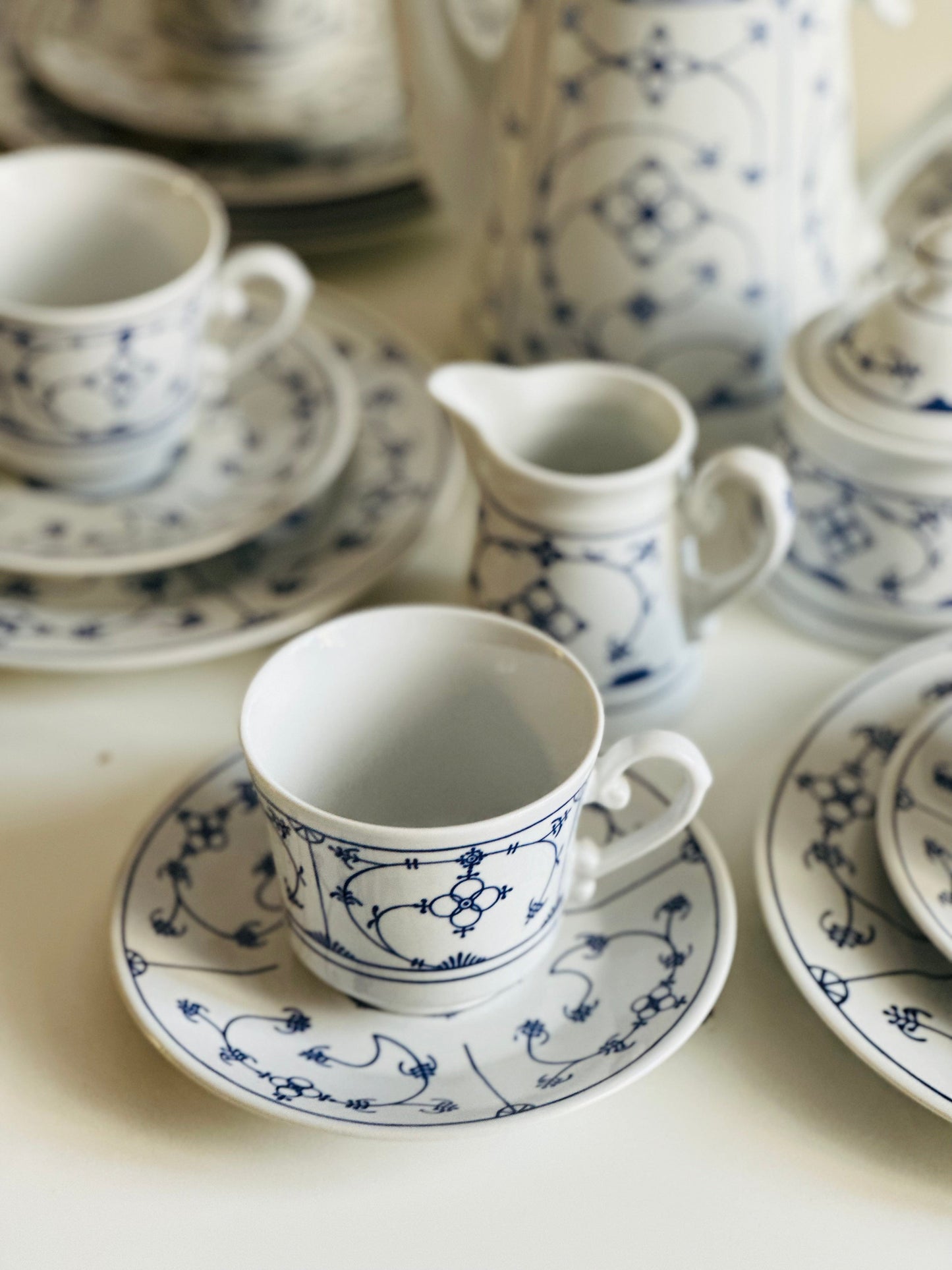 Albastru și geometrie, set de ceai/cafea