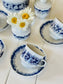 Set de cafea cu floricele albastre